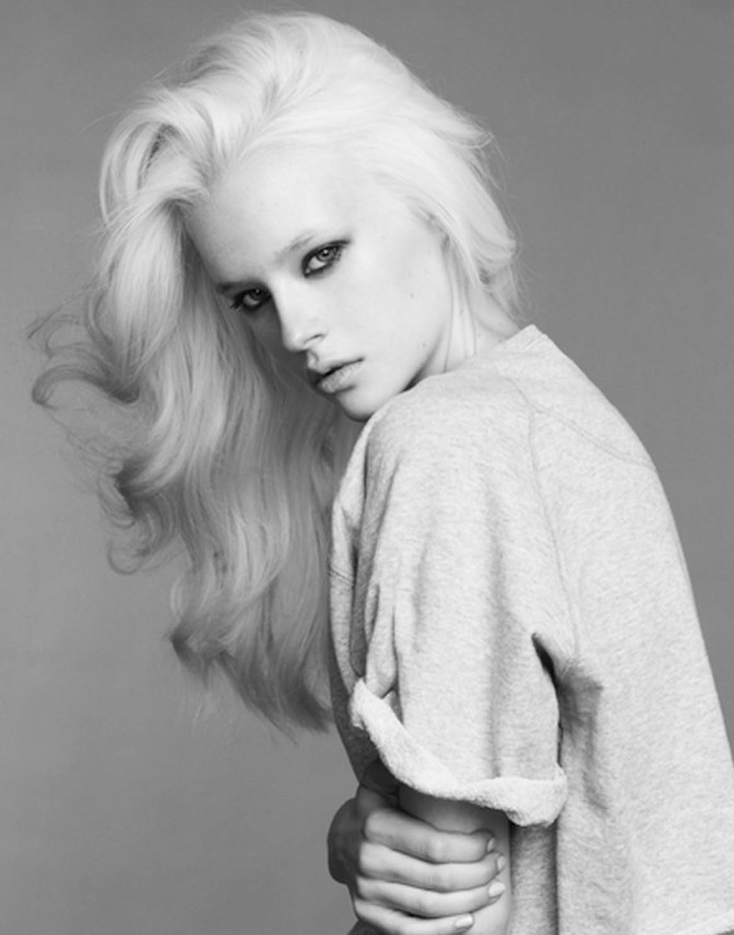 Bianca Hepburn - front