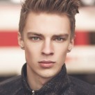 Dominik- front