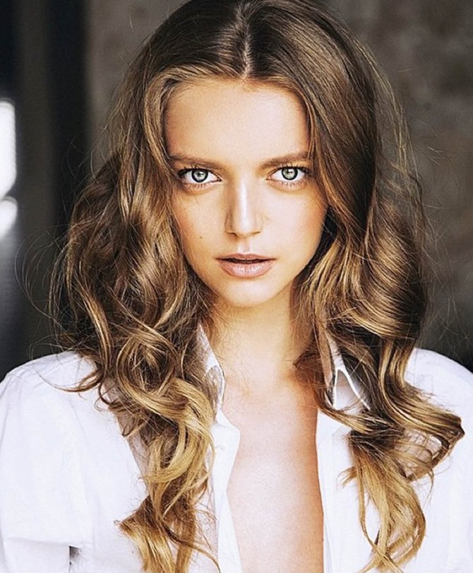 Anya Molochkova - front