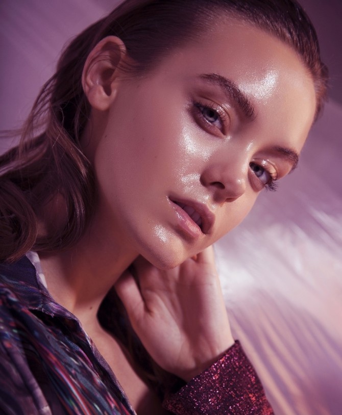 Celina_Krogmann-Front